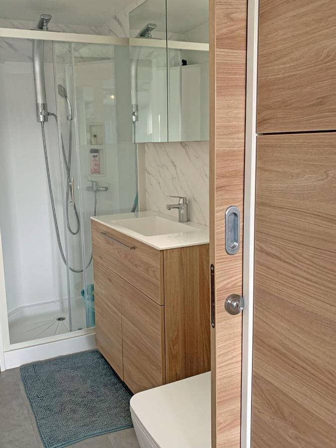 Bonita Houseboat Apartment Portorose Extérieur photo